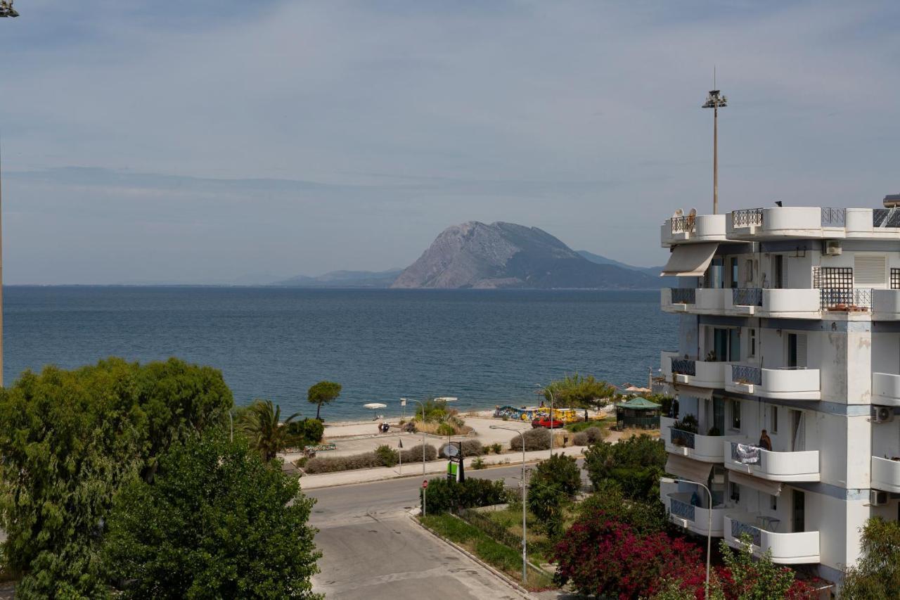 Delfini Hotel Patras Exterior foto