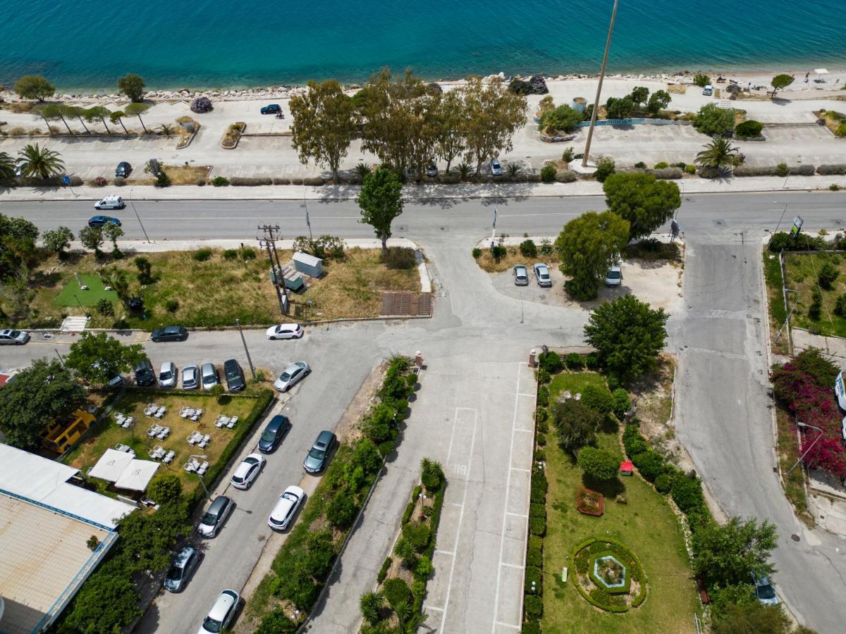 Delfini Hotel Patras Exterior foto