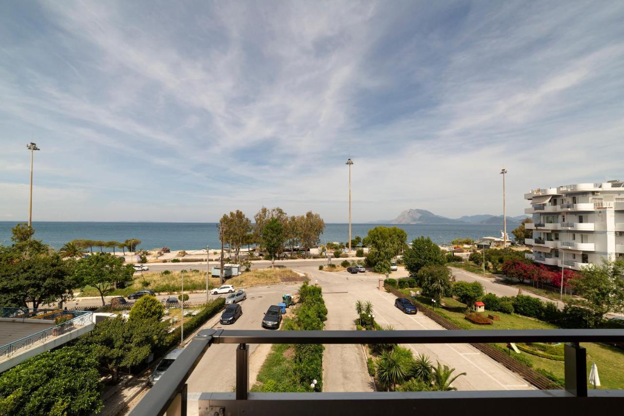 Delfini Hotel Patras Exterior foto
