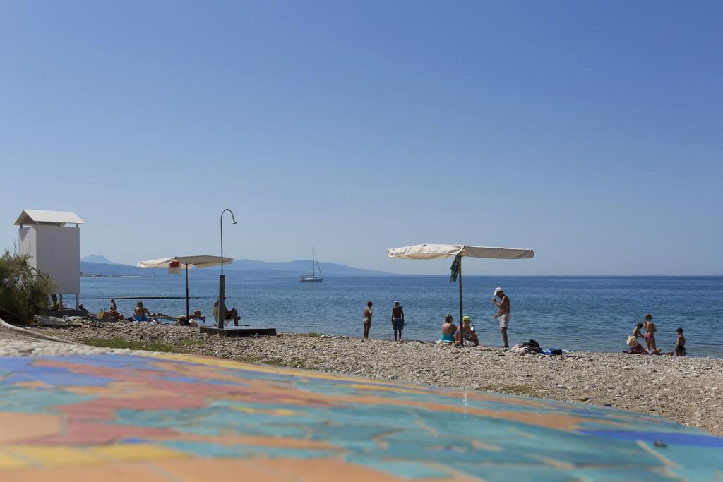Delfini Hotel Patras Exterior foto